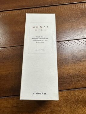MONAT Moisturize & Replenish Body Wash - White